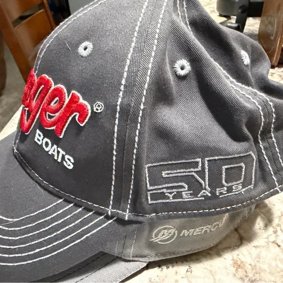 Ranger Boats, Simme Fishing, Patagonia, and Costa hats. - Picture 4 of 7